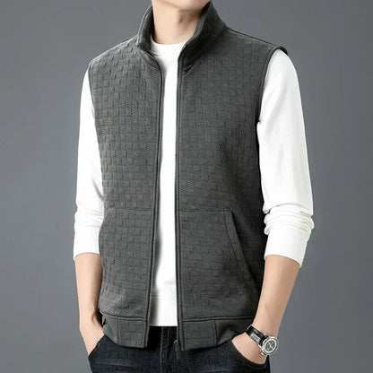 ATHLETIC TEXTURED ZIP VEST 1