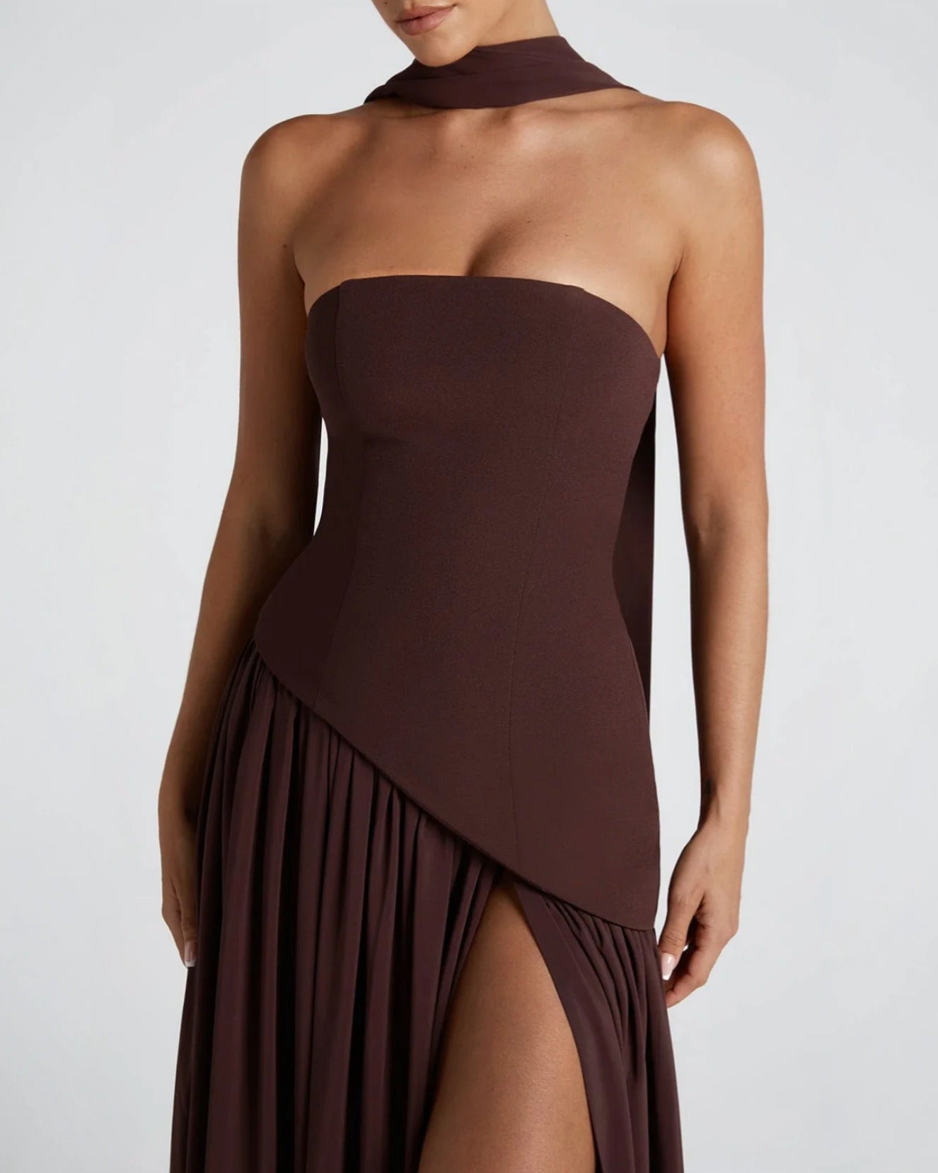 Chic Slit Maxi Dress | Effortlessly Elegant for Unforgettable Moments 3