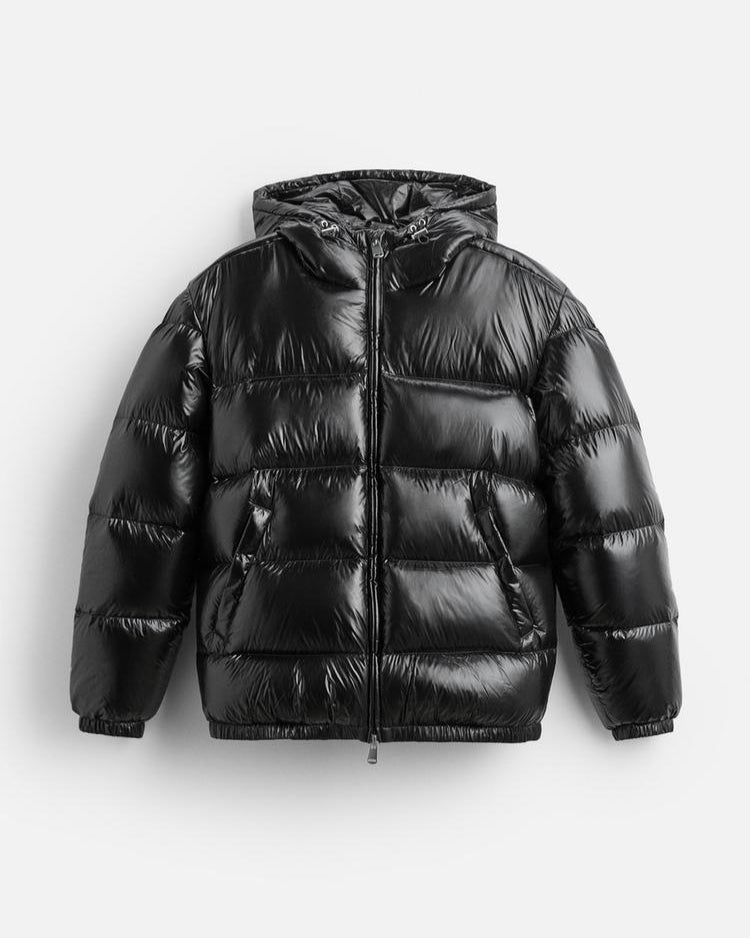 Chic | Effortlessly Warm for Urban Adventures 0