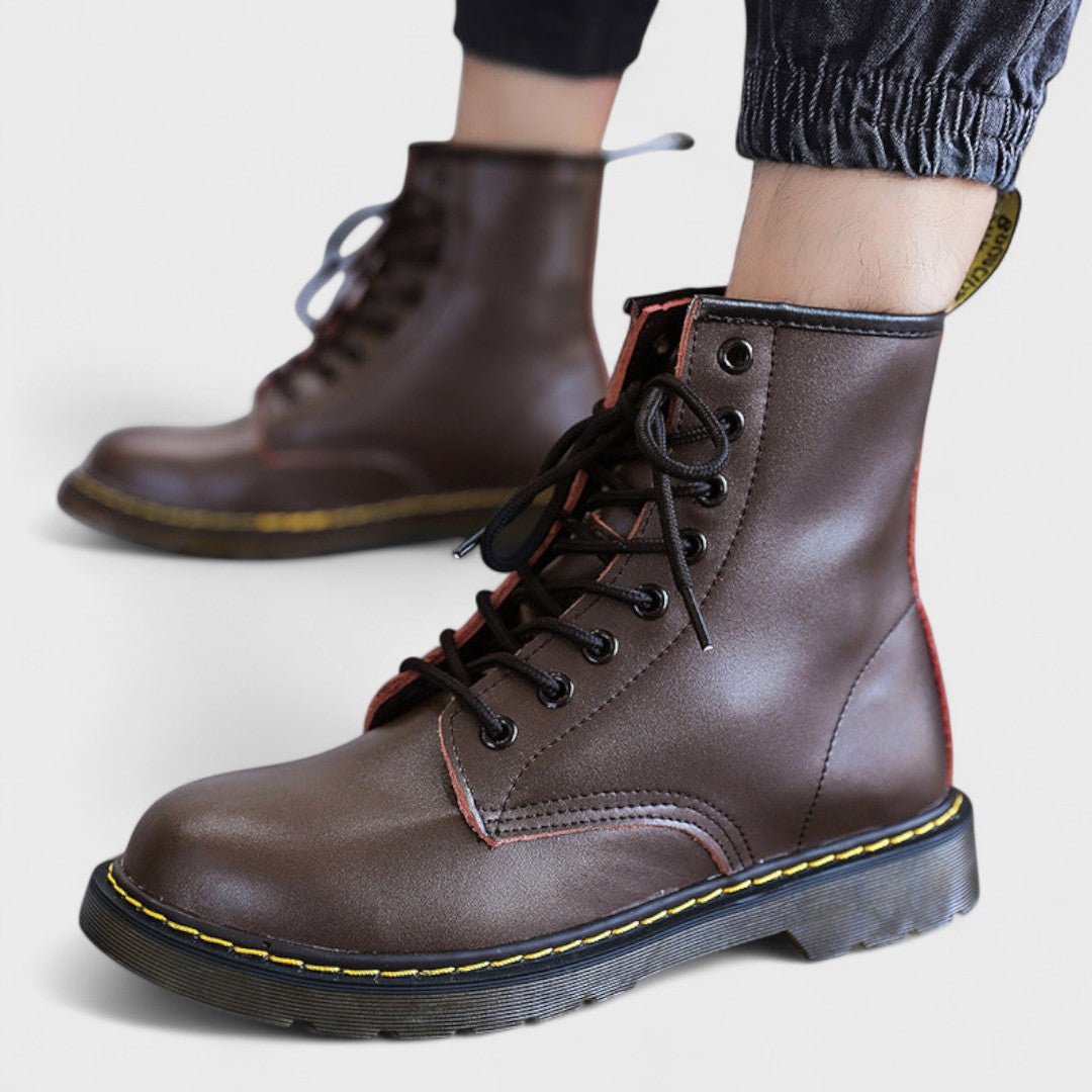 Clarks - Classic and Comfortable Boots 10