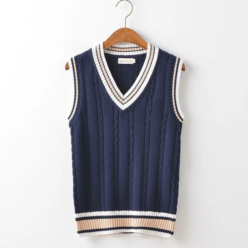 V NECK KNIT VEST 2
